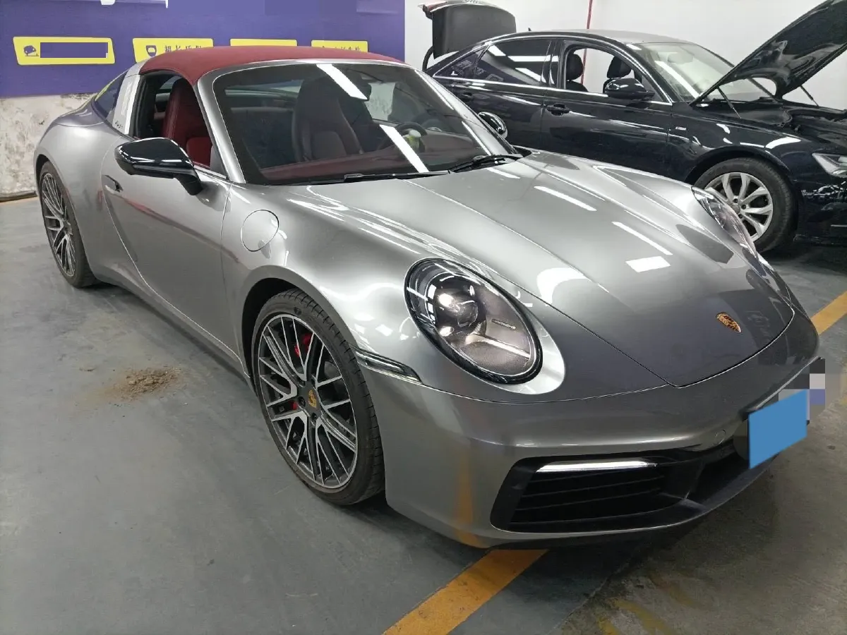 2022 Porsche 911 3.0T 385HP H6 8DCT,autocango,china used car exporter,china ev exporter,chinese used car exporter,chinese used ev exporter