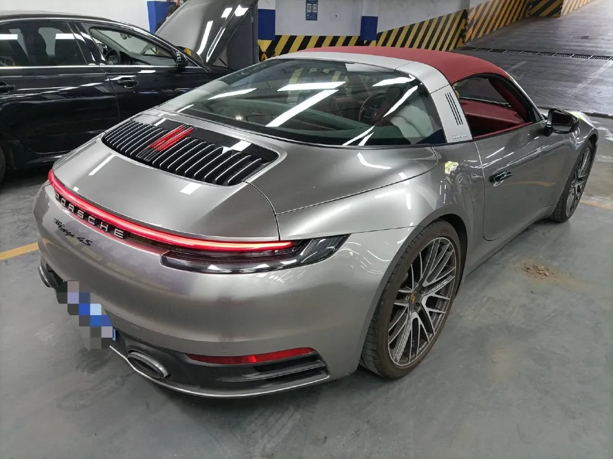 2022 Porsche 911 3.0T 385HP H6 8DCT,autocango,china used car exporter,china ev exporter,chinese used car exporter,chinese used ev exporter