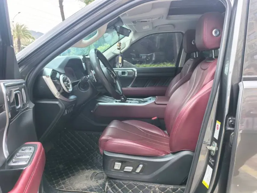 2023 Tank 400 2.0T 252HP L4 9AT PHEV 37.1KWH,autocango,china used car exporter,china ev exporter,chinese used car exporter,chinese used ev exporter