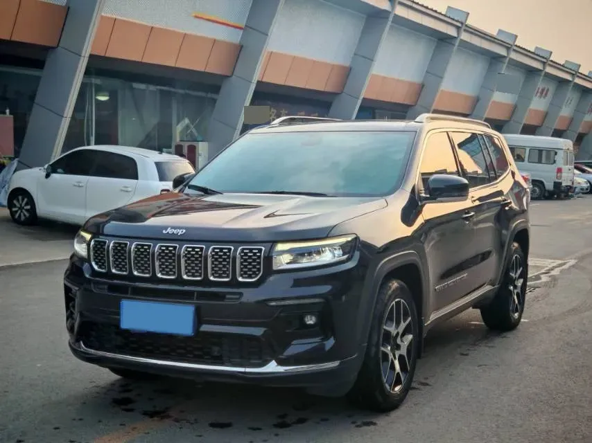 2021 Lincoln Corsair 2.0T 245HP L4 8AT,autocango,china used car exporter,china ev exporter,chinese used car exporter,chinese used ev exporter