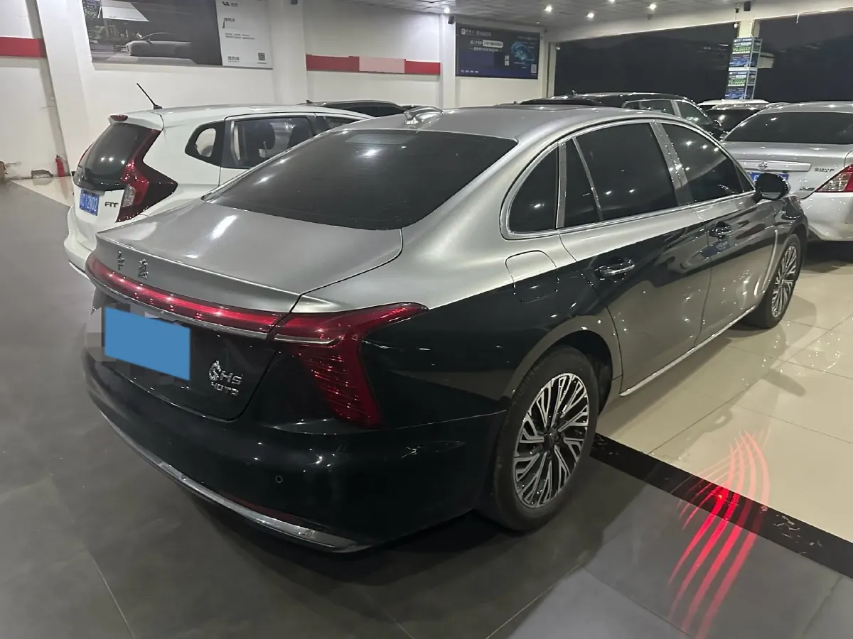 2025 HongQi H5 1.5T 169HP L4 1DHT Hybrid,autocango,china used car exporter,china ev exporter,chinese used car exporter,chinese used ev exporter