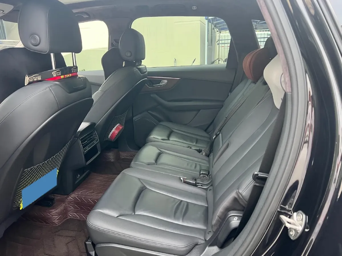2021 Audi Q7 2.0T 245HP L4 8AT,autocango,china used car exporter,china ev exporter,chinese used car exporter,chinese used ev exporter