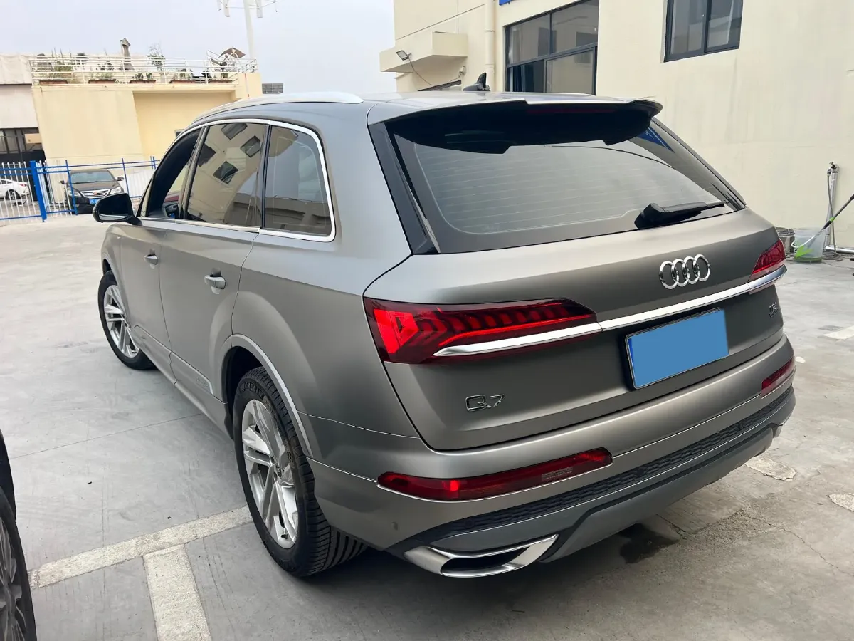 2021 Audi Q7 2.0T 245HP L4 8AT,autocango,china used car exporter,china ev exporter,chinese used car exporter,chinese used ev exporter