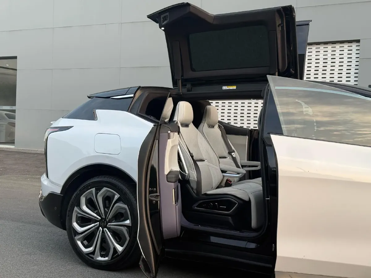 2021 HiPhi X BEV 97KWH,autocango,china used car exporter,china ev exporter,chinese used car exporter,chinese used ev exporter