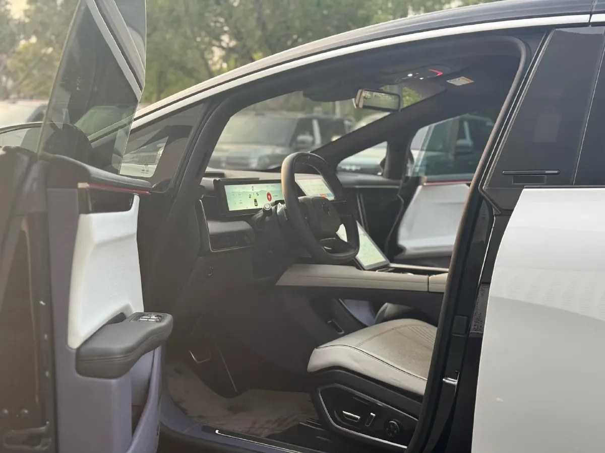 2021 HiPhi X BEV 97KWH,autocango,china used car exporter,china ev exporter,chinese used car exporter,chinese used ev exporter