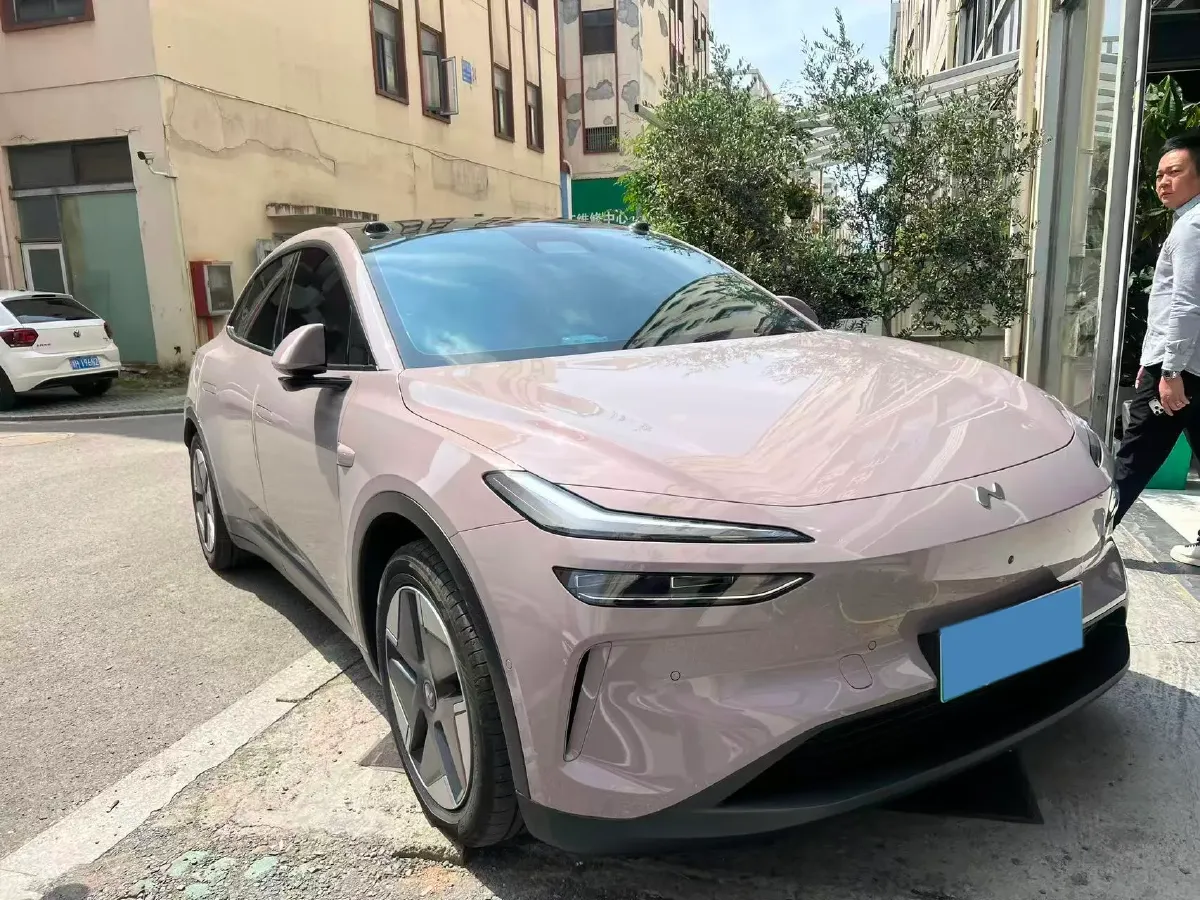 2024 IM L6 BEV 75KWH,autocango,china used car exporter,china ev exporter,chinese used car exporter,chinese used ev exporter