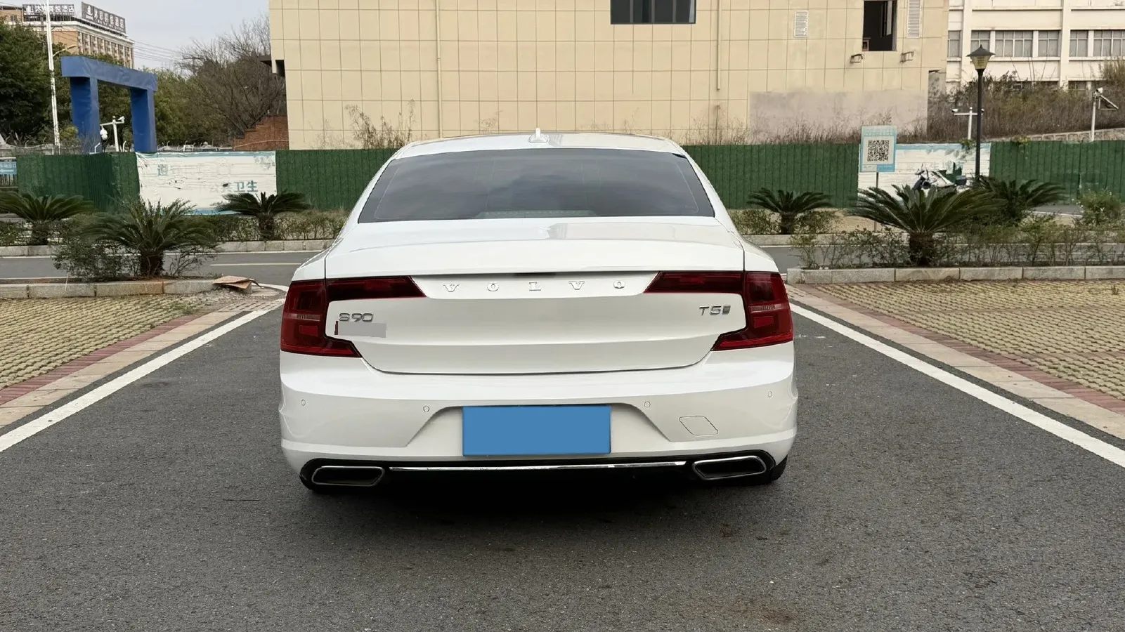 2020 Volvo S90 2.0T 254HP L4 8AT,autocango,china used car exporter,china ev exporter,chinese used car exporter,chinese used ev exporter