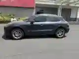 2018 Porsche Macan 2.0T 252HP L4 7DCT