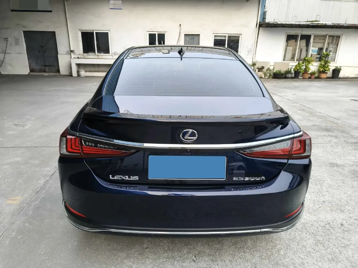 2020 Lexus ES 2.5L 178HP L4 E-CVT Hybrid,autocango,china used car exporter,china ev exporter,chinese used car exporter,chinese used ev exporter