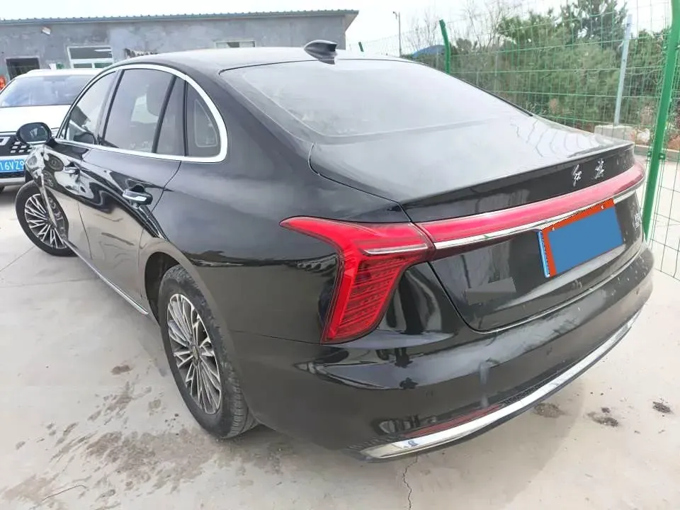 2023 HongQi H5 1.5T 169HP L4 7DCT,autocango,china used car exporter,china ev exporter,chinese used car exporter,chinese used ev exporter