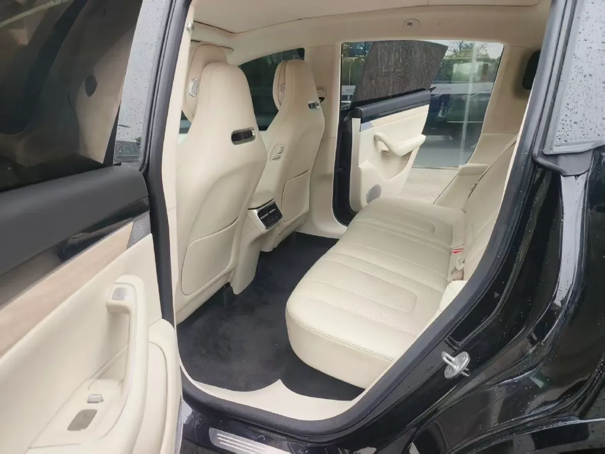 2024 HIMA R7 BEV 82KWH,autocango,china used car exporter,china ev exporter,chinese used car exporter,chinese used ev exporter