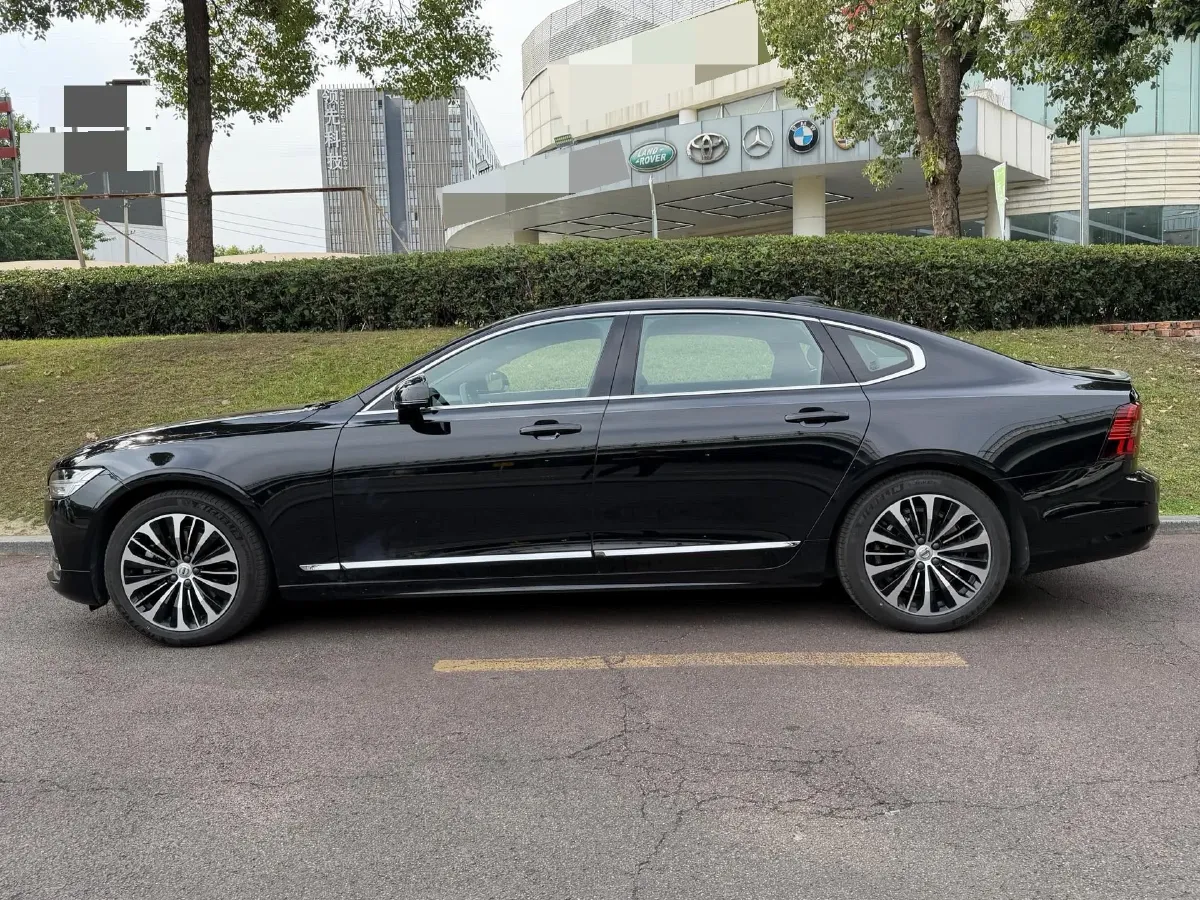 2024 Volvo S90 2.0T 250HP L4 8AT,autocango,china used car exporter,china ev exporter,chinese used car exporter,chinese used ev exporter
