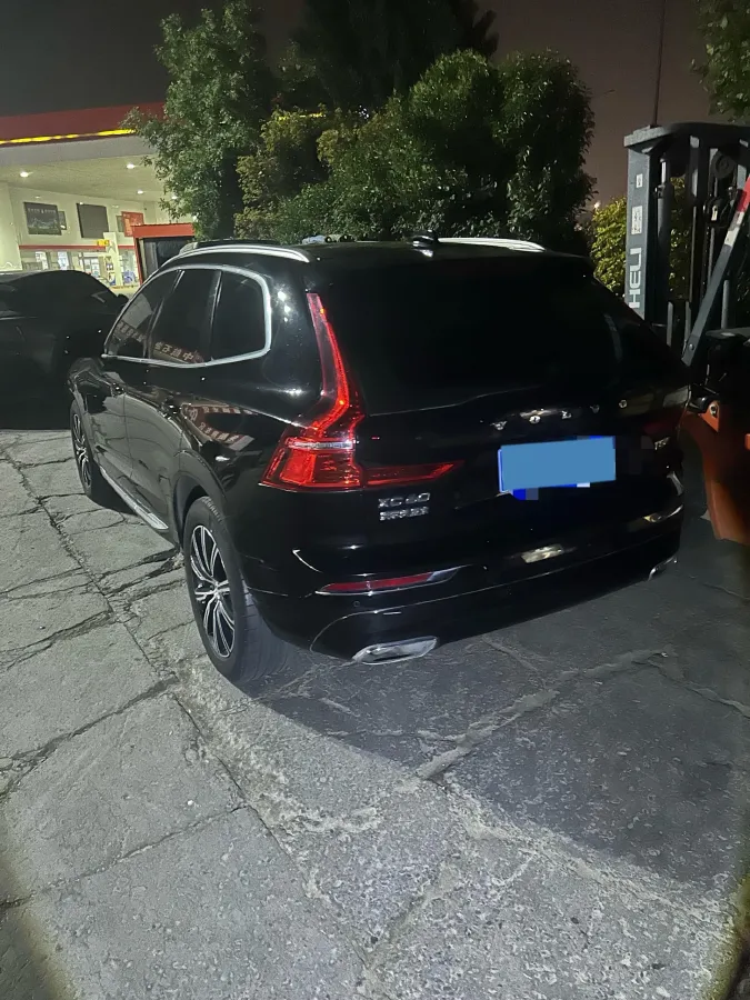 2020 Volvo XC60 2.0T 254HP L4 8AT,autocango,china used car exporter,china ev exporter,chinese used car exporter,chinese used ev exporter