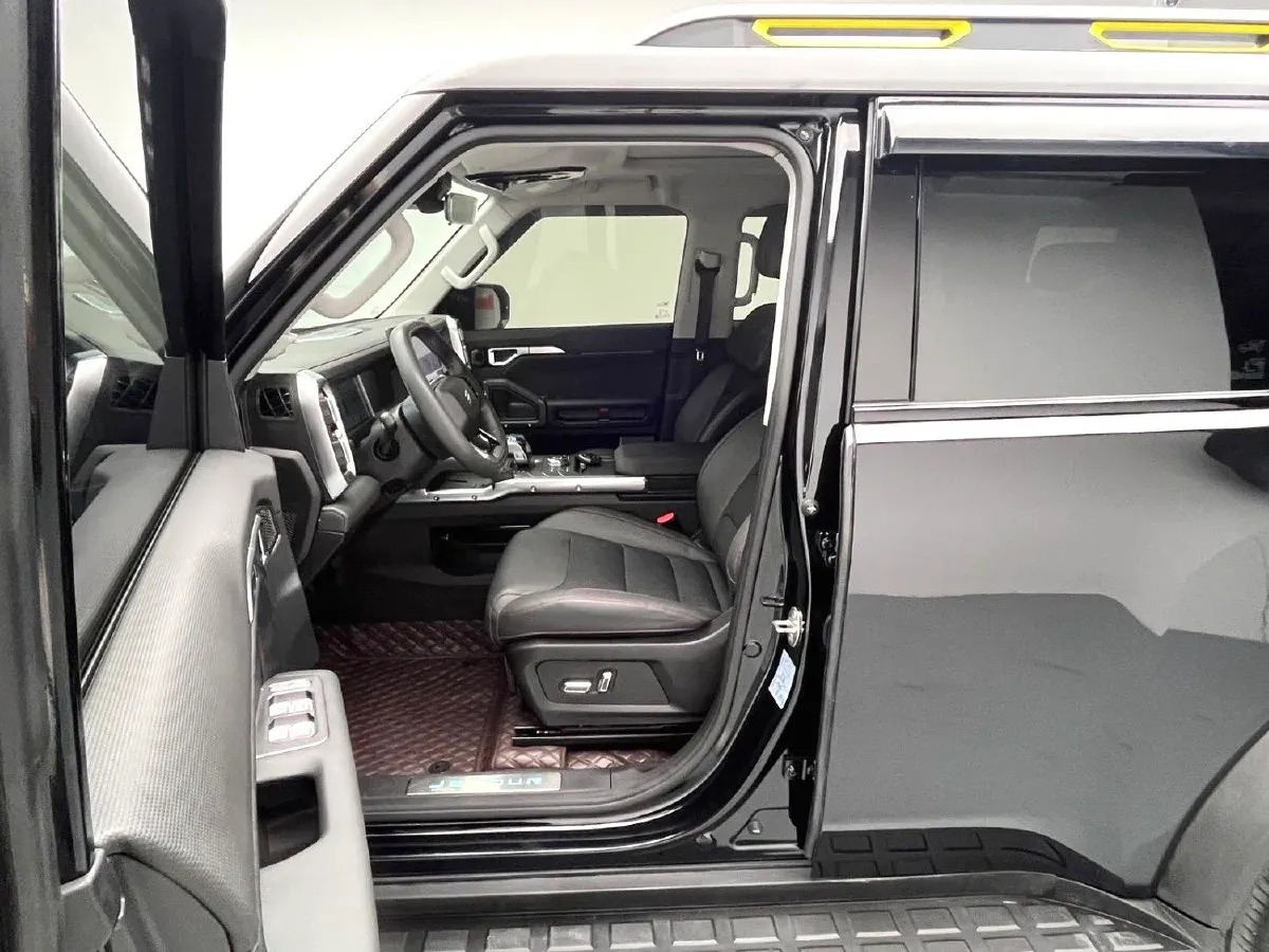 2024 Jetour ShanHai TravellerC-DM 1.5T 156HP L4 3DHT PHEV 26.7KWH,autocango,china used car exporter,china ev exporter,chinese used car exporter,chinese used ev exporter