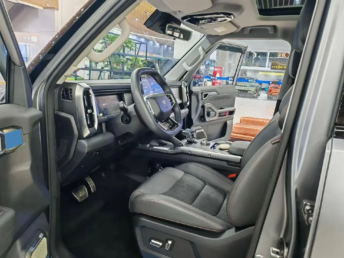 2024 Jetour ShanHai TravellerC-DM 1.5T 156HP L4 3DHT PHEV 26.7KWH,autocango,china used car exporter,china ev exporter,chinese used car exporter,chinese used ev exporter