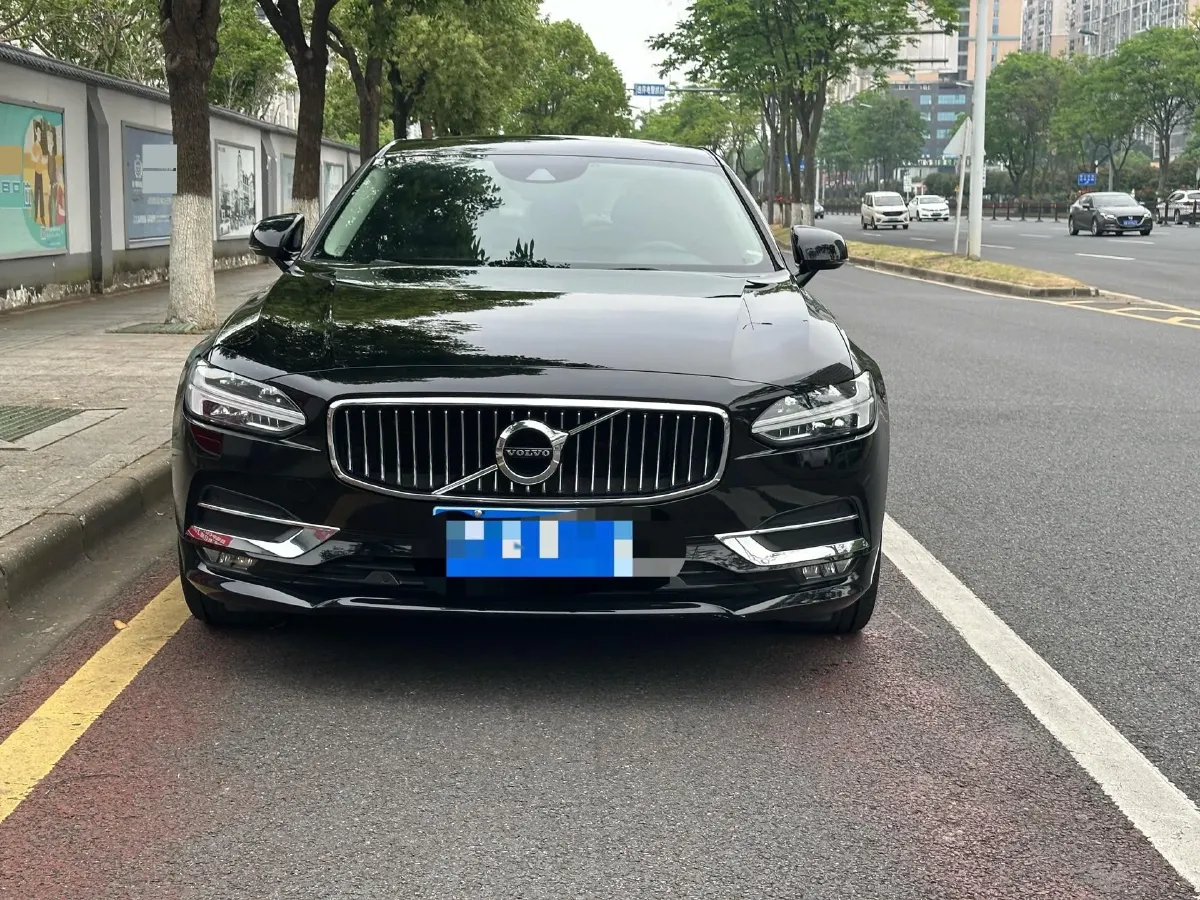 2020 Volvo S90 2.0T 254HP L4 8AT,autocango,china used car exporter,china ev exporter,chinese used car exporter,chinese used ev exporter