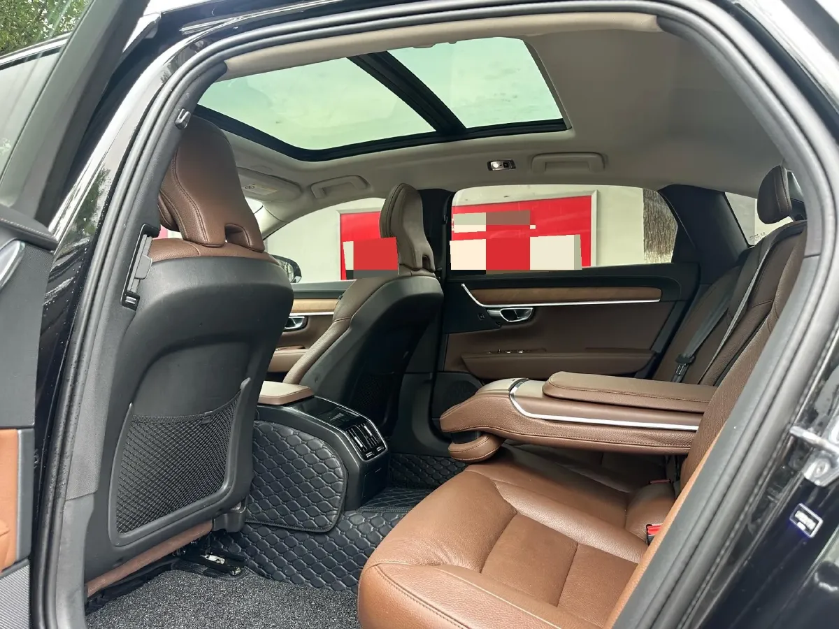 2020 Volvo S90 2.0T 254HP L4 8AT,autocango,china used car exporter,china ev exporter,chinese used car exporter,chinese used ev exporter