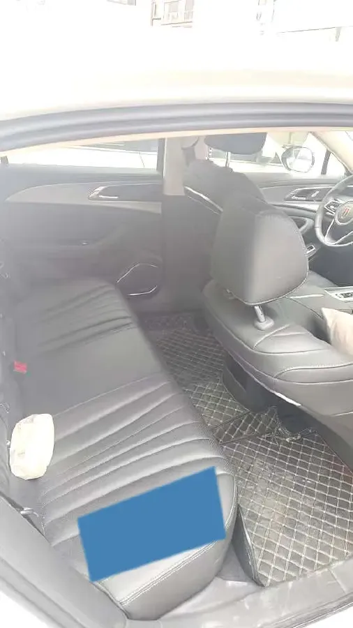 2023 HongQi H5 2.0T 224HP L4 8AT,autocango,china used car exporter,china ev exporter,chinese used car exporter,chinese used ev exporter