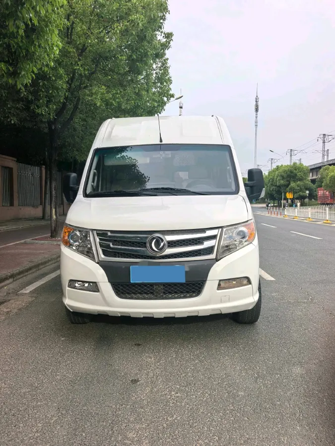2020 DongFeng DFAC YuFeng 2.3T 110HP L4 6MT,autocango,china used car exporter,china ev exporter,chinese used car exporter,chinese used ev exporter