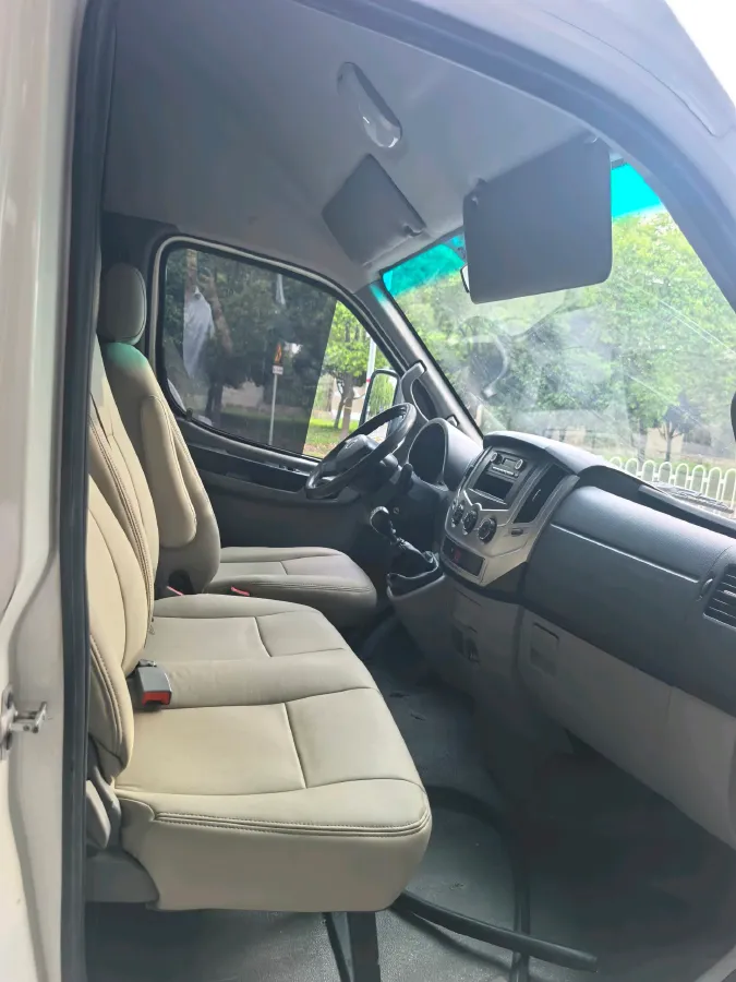 2020 DongFeng DFAC YuFeng 2.3T 110HP L4 6MT,autocango,china used car exporter,china ev exporter,chinese used car exporter,chinese used ev exporter