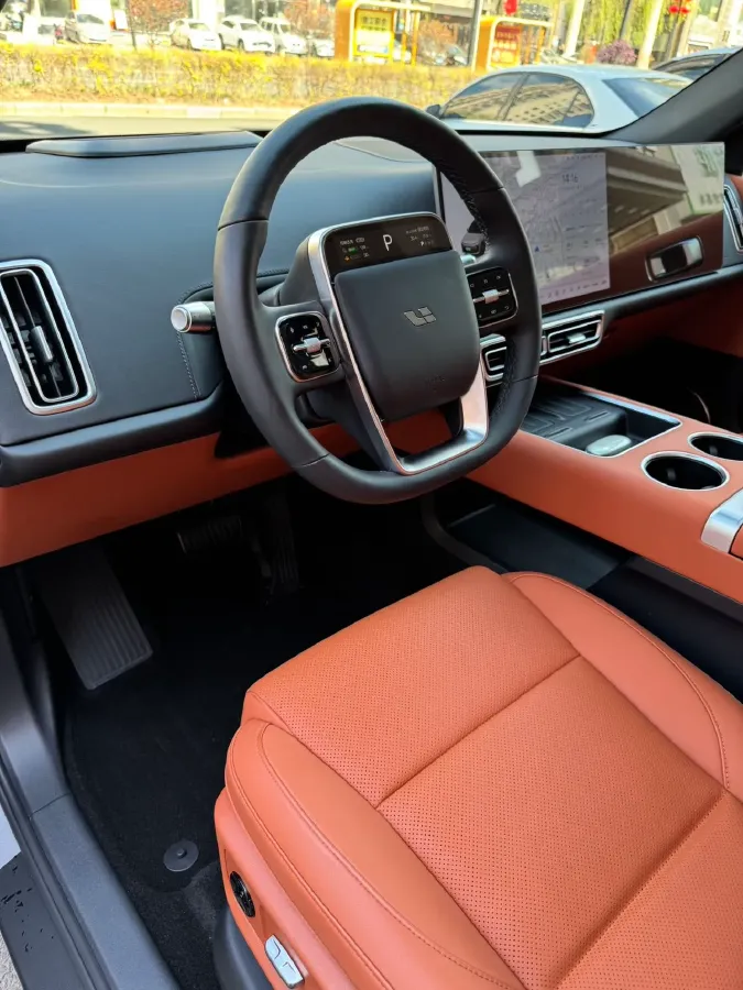 2024 Li L6 Range Extended 154HP L4 REEV 36.8KWH,autocango,china used car exporter,china ev exporter,chinese used car exporter,chinese used ev exporter