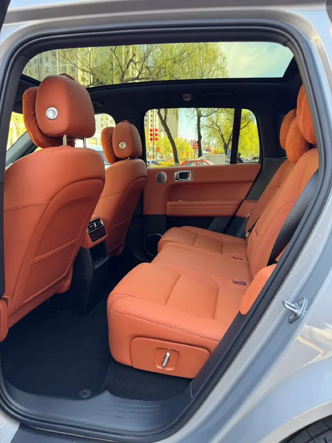 2024 Li L6 Range Extended 154HP L4 REEV 36.8KWH,autocango,china used car exporter,china ev exporter,chinese used car exporter,chinese used ev exporter