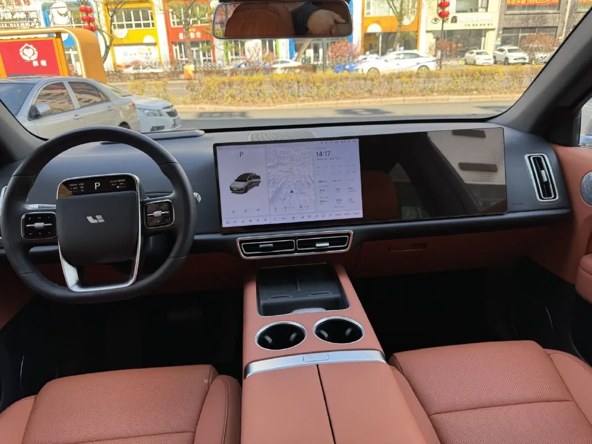 2024 Li L6 Range Extended 154HP L4 REEV 36.8KWH,autocango,china used car exporter,china ev exporter,chinese used car exporter,chinese used ev exporter