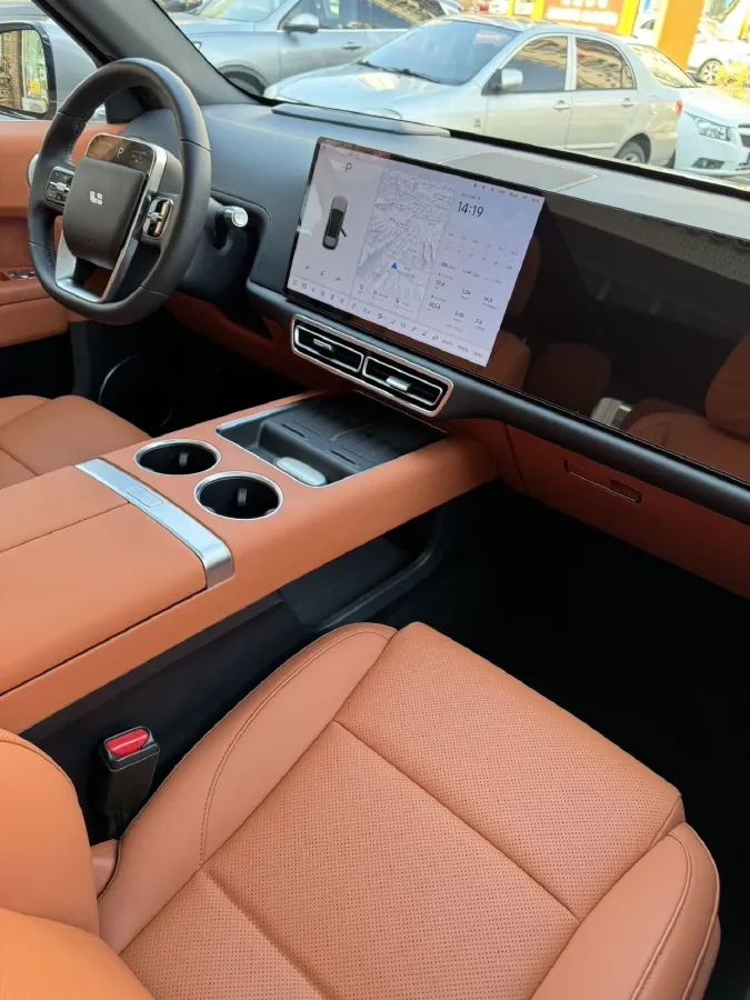 2024 Li L6 Range Extended 154HP L4 REEV 36.8KWH,autocango,china used car exporter,china ev exporter,chinese used car exporter,chinese used ev exporter