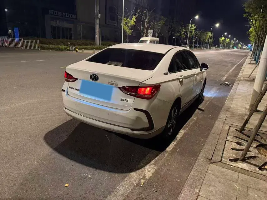 2018 BeiJing Auto EU5 BEV 53.66KWH,autocango,china used car exporter,china ev exporter,chinese used car exporter,chinese used ev exporter