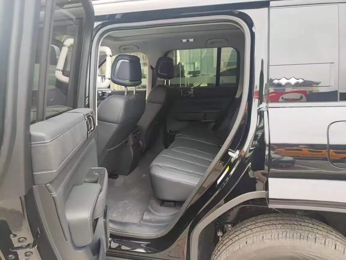 2023 FangChengBao Bao 5 1.5T 194HP L4 E-CVT PHEV 31.8KWH,autocango,china used car exporter,china ev exporter,chinese used car exporter,chinese used ev exporter