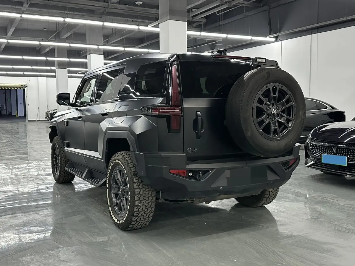 2023 M Hero 917 REEV 197HP 2AT REEV 65.8KWH,autocango,china used car exporter,china ev exporter,chinese used car exporter,chinese used ev exporter