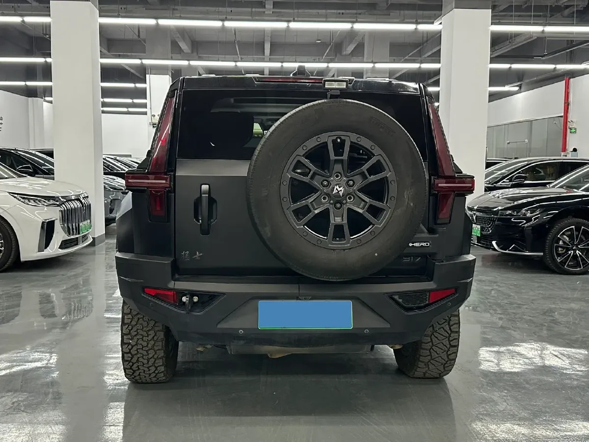 2023 M Hero 917 REEV 197HP 2AT REEV 65.8KWH,autocango,china used car exporter,china ev exporter,chinese used car exporter,chinese used ev exporter