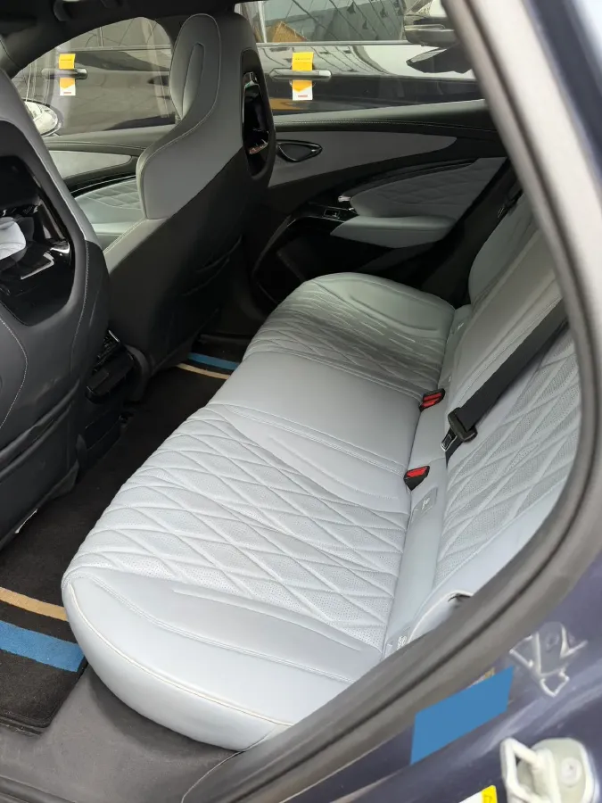 2022 MAXUS DaJia 5 BEV 70KWH,autocango,china used car exporter,china ev exporter,chinese used car exporter,chinese used ev exporter