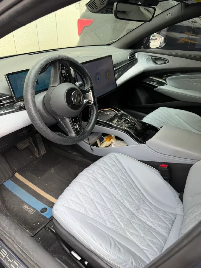 2022 MAXUS DaJia 5 BEV 70KWH,autocango,china used car exporter,china ev exporter,chinese used car exporter,chinese used ev exporter