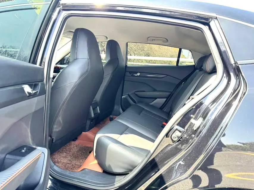 2024 DongFeng Aeolus YiXuan 1.5L 125HP L4 6DCT,autocango,china used car exporter,china ev exporter,chinese used car exporter,chinese used ev exporter