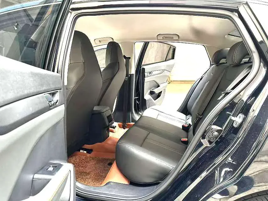 2024 DongFeng Aeolus YiXuan 1.5L 125HP L4 6DCT,autocango,china used car exporter,china ev exporter,chinese used car exporter,chinese used ev exporter