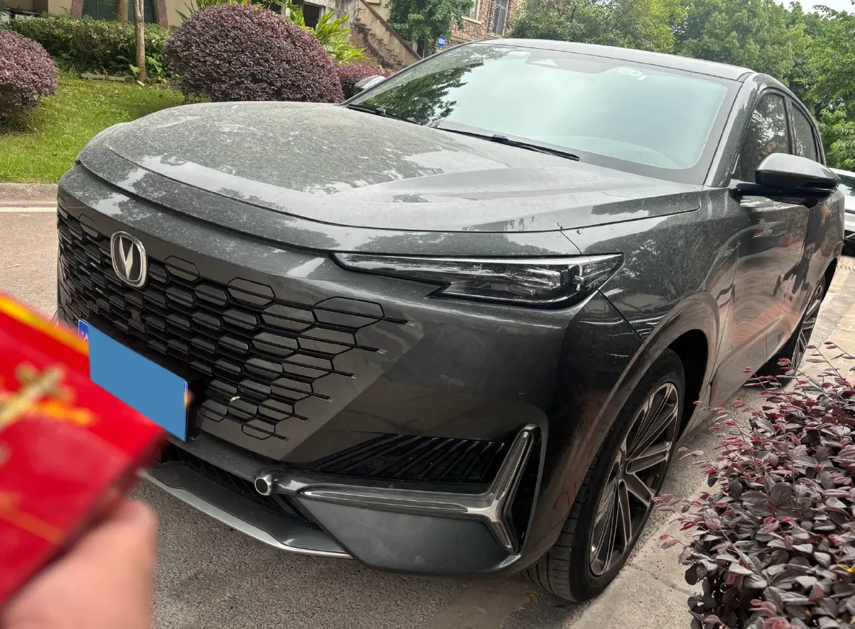 2021 ChangAn UNI-K 2.0T 233HP L4 8AT,autocango,china used car exporter,china ev exporter,chinese used car exporter,chinese used ev exporter