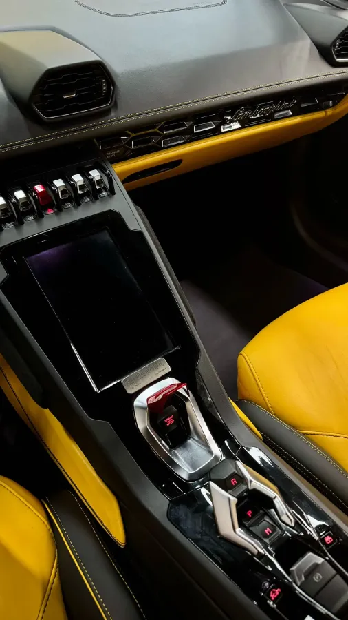 2020 Lamborghini Huracán 5.2L 611HP V10 7DCT,autocango,china used car exporter,china ev exporter,chinese used car exporter,chinese used ev exporter