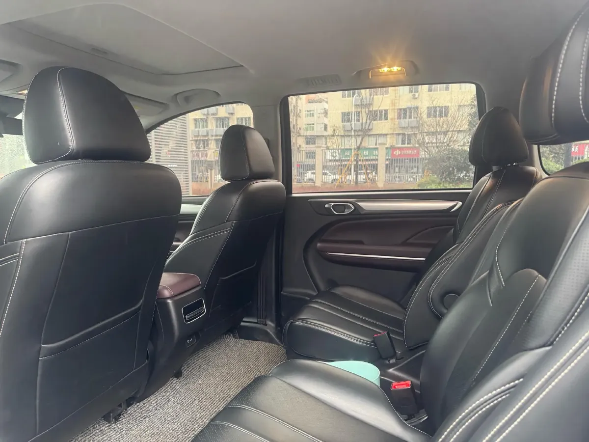 2021 GAC Trumpchi M6 1.5T 169HP L4 7DCT,autocango,china used car exporter,china ev exporter,chinese used car exporter,chinese used ev exporter