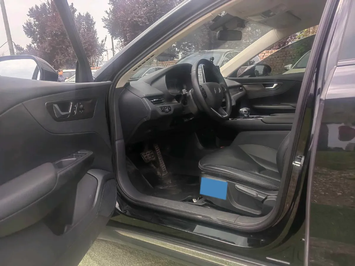 2021 HongQi E-QM5 BEV 54KWH,autocango,china used car exporter,china ev exporter,chinese used car exporter,chinese used ev exporter