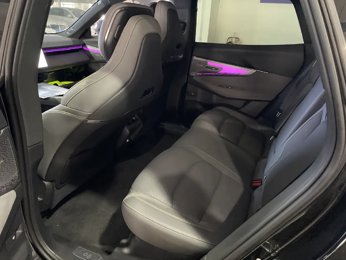 2023 LYNK&CO 08 EM-P 1.5T 163HP L4 3DHT PHEV 21.2KWH,autocango,china used car exporter,china ev exporter,chinese used car exporter,chinese used ev exporter