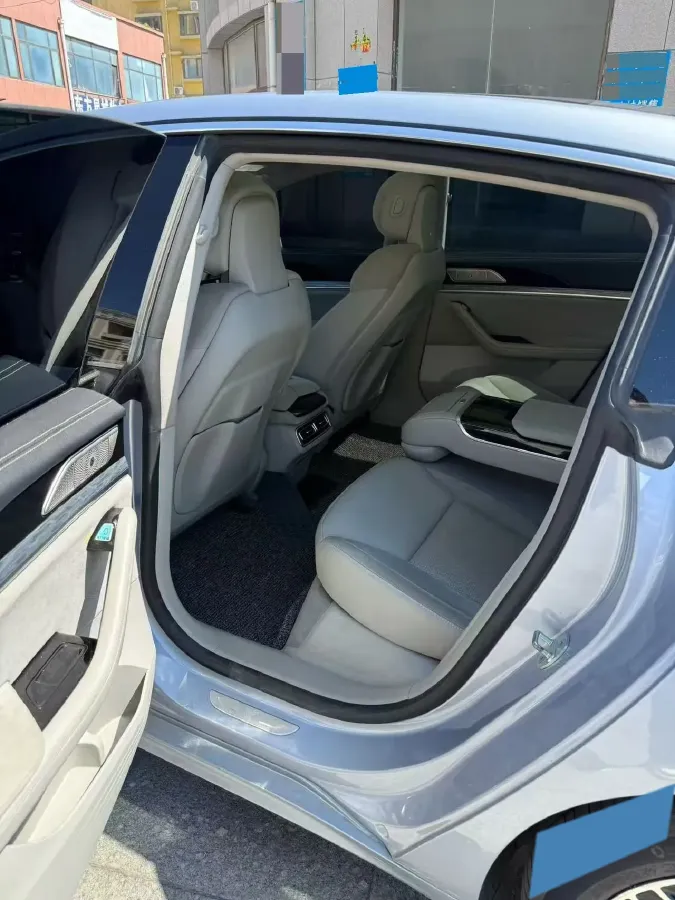 2022 Volkswagen Tiguan L 2.0T 220HP L4 7DCT,autocango,china used car exporter,china ev exporter,chinese used car exporter,chinese used ev exporter