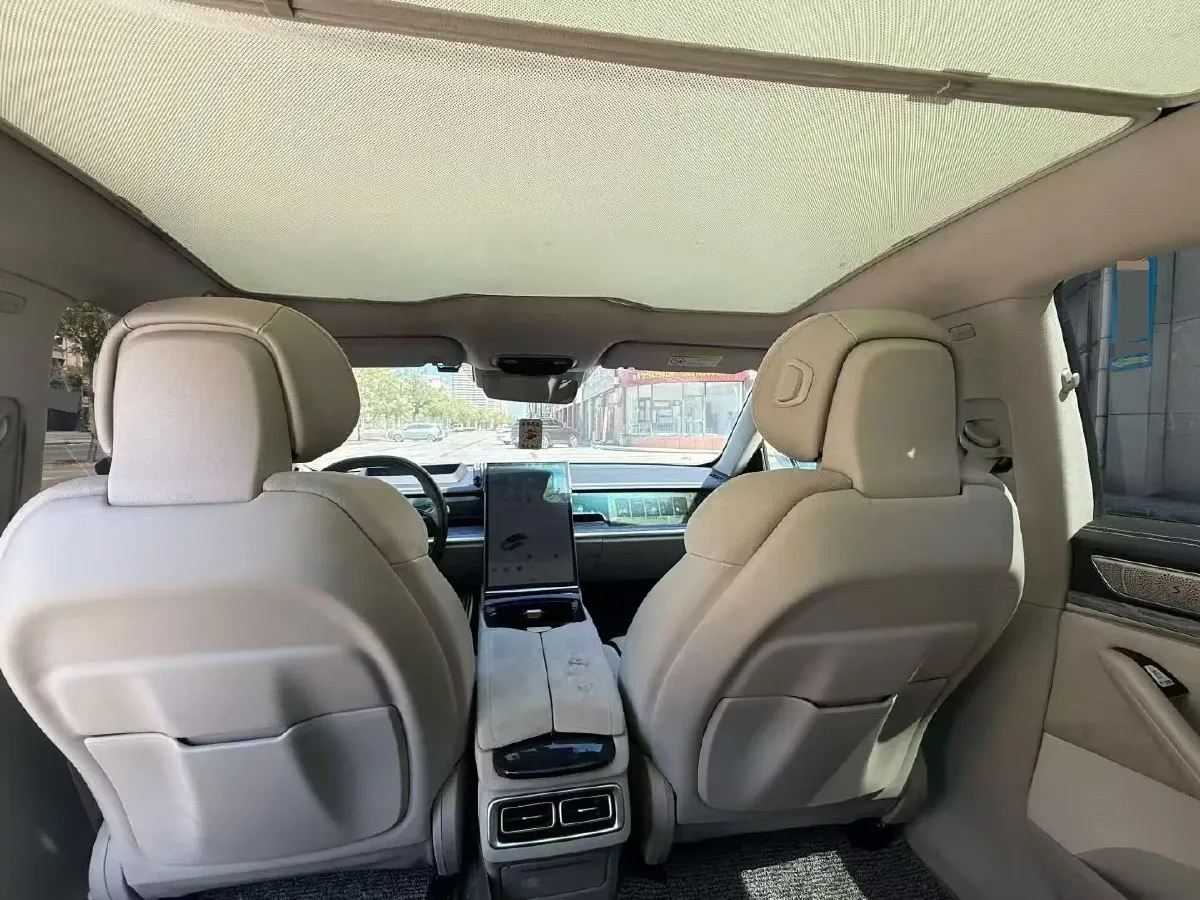 2022 Volkswagen Tiguan L 2.0T 220HP L4 7DCT,autocango,china used car exporter,china ev exporter,chinese used car exporter,chinese used ev exporter