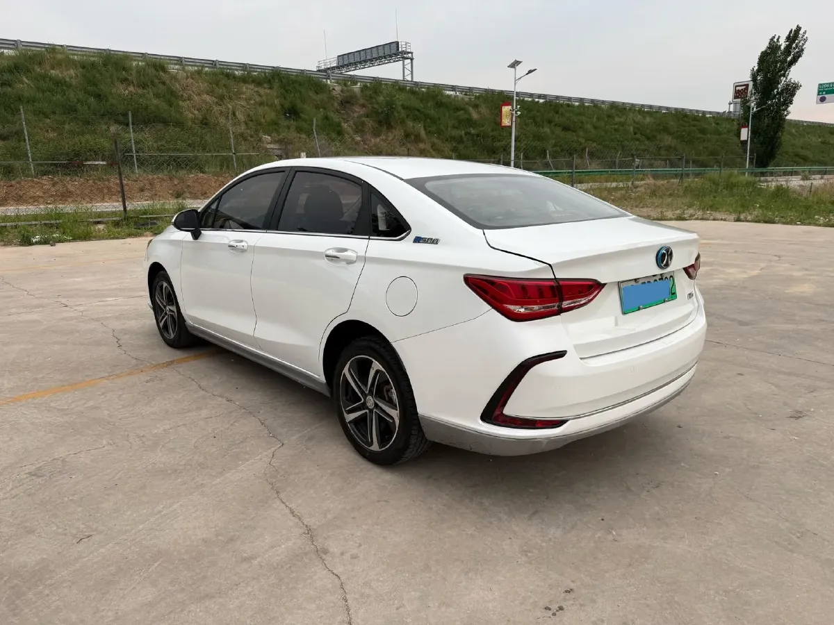 2018 BeiJing Auto EU5 BEV 53.66KWH,autocango,china used car exporter,china ev exporter,chinese used car exporter,chinese used ev exporter
