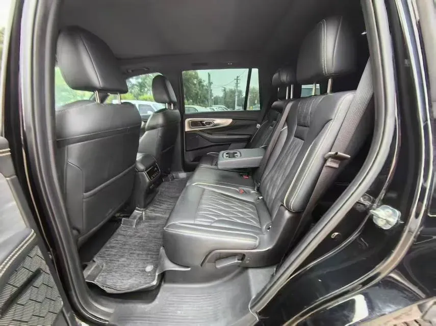 2022 GAC Trumpchi GS8 2.0T 252HP L4 8AT,autocango,china used car exporter,china ev exporter,chinese used car exporter,chinese used ev exporter