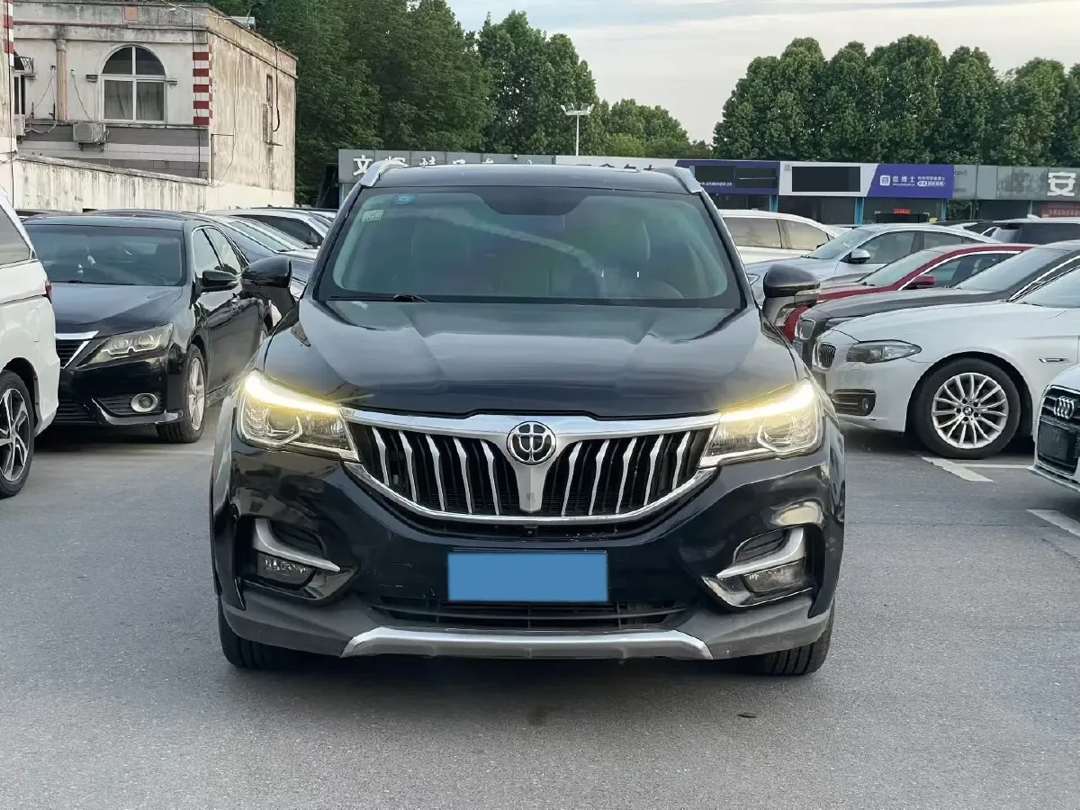 2018 Brilliance Auto V6 1.5T 150HP L4 7DCT,autocango,china used car exporter,china ev exporter,chinese used car exporter,chinese used ev exporter