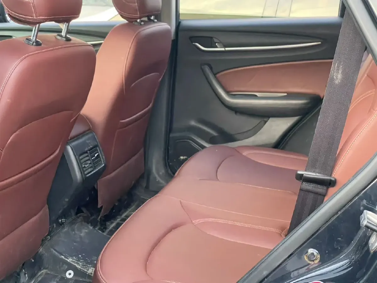 2018 Brilliance Auto V6 1.5T 150HP L4 7DCT,autocango,china used car exporter,china ev exporter,chinese used car exporter,chinese used ev exporter