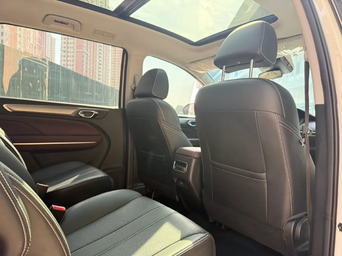 2023 GAC Trumpchi M6 1.5T 177HP L4 7DCT,autocango,china used car exporter,china ev exporter,chinese used car exporter,chinese used ev exporter
