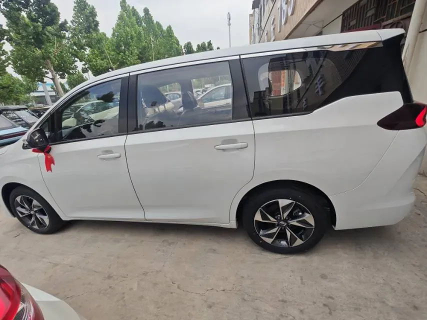 2023 GAC Trumpchi M6 1.5T 177HP L4 7DCT,autocango,china used car exporter,china ev exporter,chinese used car exporter,chinese used ev exporter