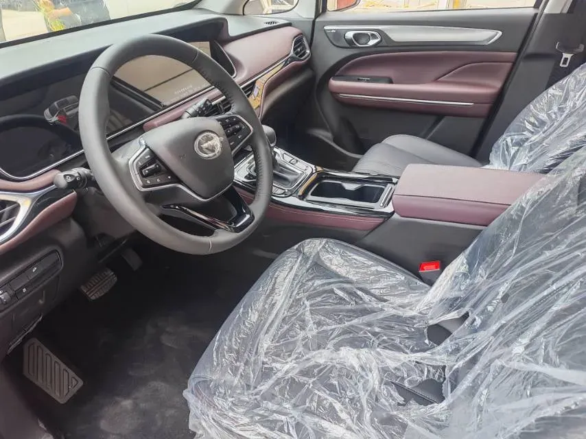 2023 GAC Trumpchi M6 1.5T 177HP L4 7DCT,autocango,china used car exporter,china ev exporter,chinese used car exporter,chinese used ev exporter